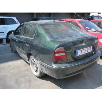 skoda octavia berlina (1u2) del año 2000