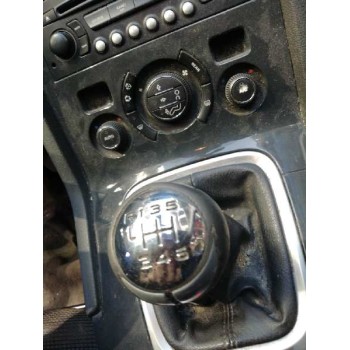 peugeot 5008 del año 2010