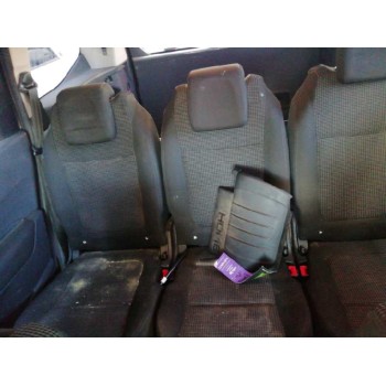 peugeot 5008 del año 2010