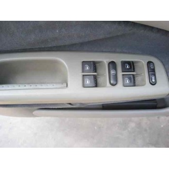 skoda octavia berlina (1u2) del año 2000