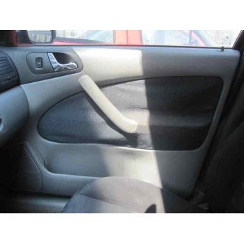 skoda octavia berlina (1u2) del año 2000