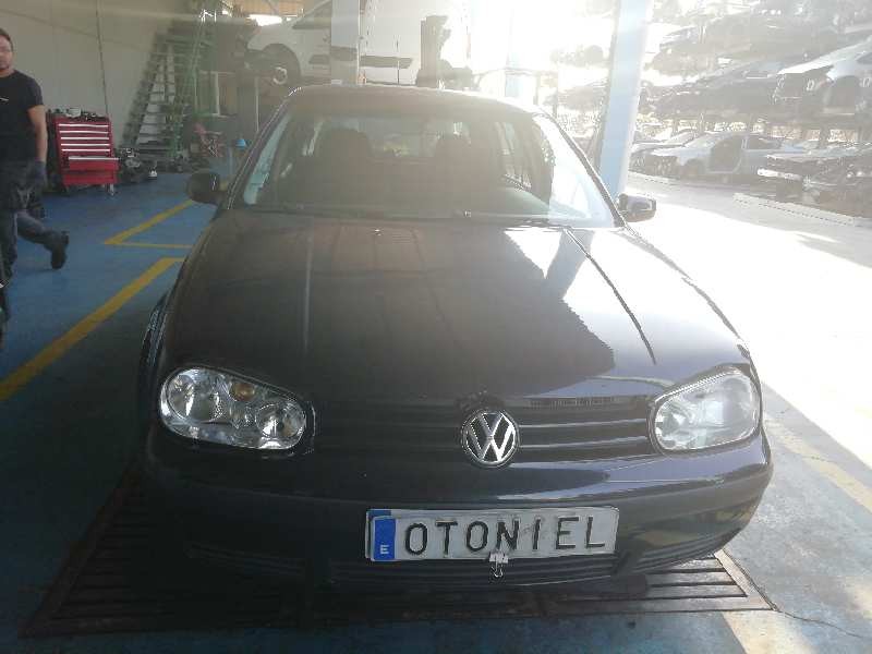 VOLKSWAGEN GOLF IV BERLINA (1J1)