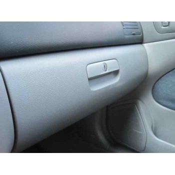 skoda octavia berlina (1u2) del año 2000