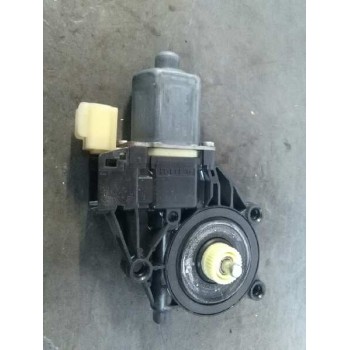 MOTOR ELEVALUNAS DELANTERO DERECHO 0130822407 