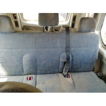 nissan primastar (x83) del año 2004