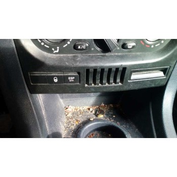 peugeot 1007 del año 2006