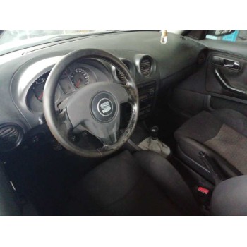 seat ibiza (6l1) del año 2003