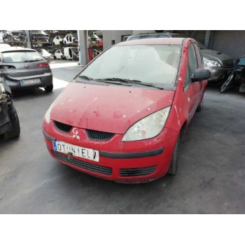 mitsubishi colt berlina 5 (z30a) del año 2006