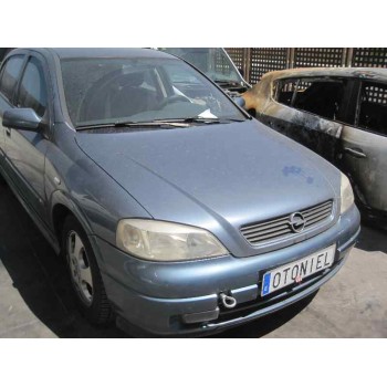 opel astra g berlina del año 2001
