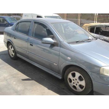 opel astra g berlina del año 2001
