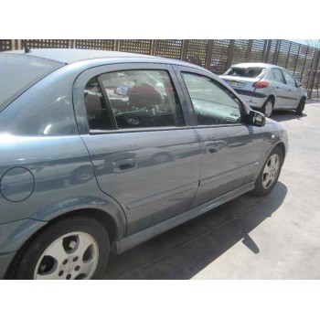 opel astra g berlina del año 2001