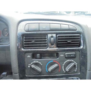 toyota avensis berlina (t 22) del año 1999