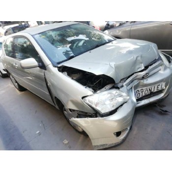 toyota corolla (e12) del año 2004