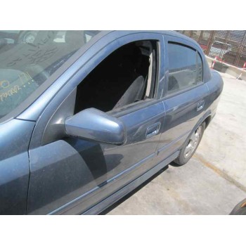 opel astra g berlina del año 2001
