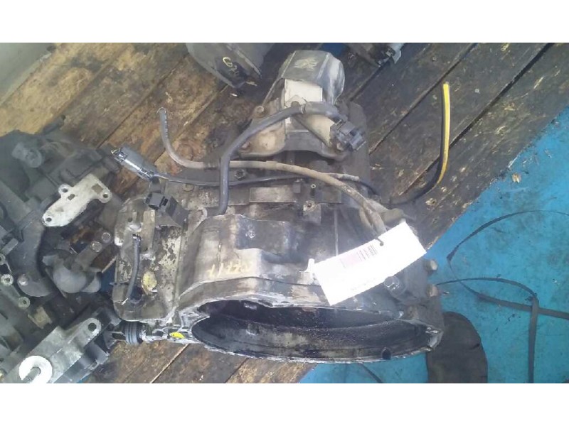 Recambio de caja cambios para nissan almera (n16/e) acenta referencia OEM IAM YD  