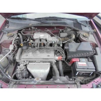 toyota avensis berlina (t 22) del año 1999