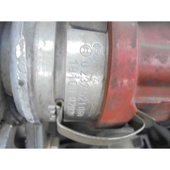 toyota avensis berlina (t 22) del año 1999