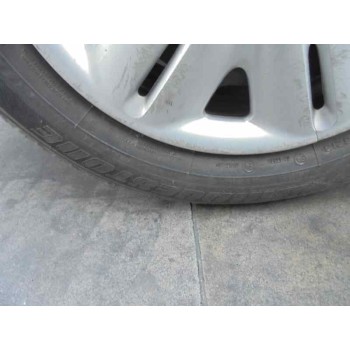 toyota avensis berlina (t 22) del año 1999