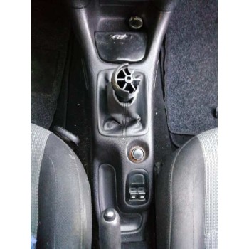 peugeot 206 berlina del año 2004