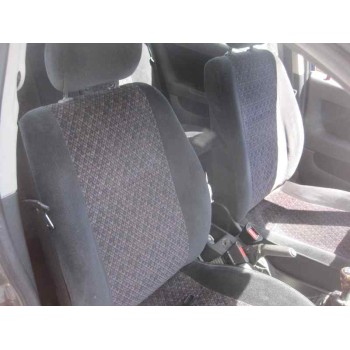 opel astra g berlina del año 2001