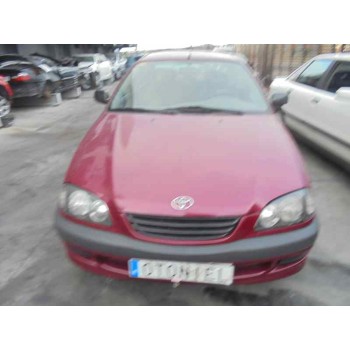 toyota avensis berlina (t 22) del año 1999