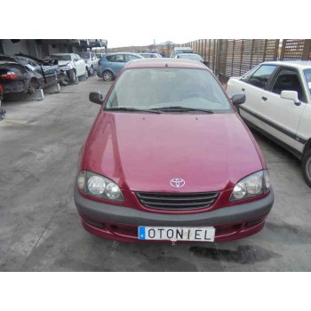 toyota avensis berlina (t 22) del año 1999