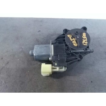 Recambio de motor elevalunas delantero izquierdo para ford fiesta (cb1) titanium referencia OEM IAM 8A6114A389B  