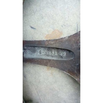 toyota avensis berlina (t 22) del año 1999