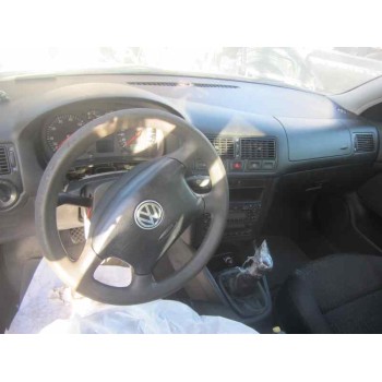 volkswagen golf iv berlina (1j1) del año 2001