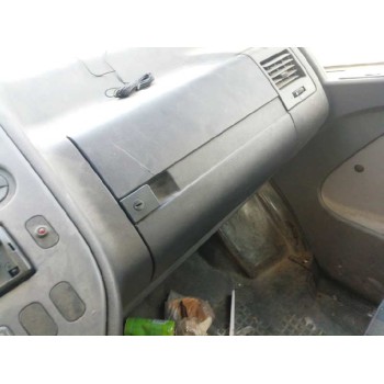 mercedes-benz vito (w638) combi del año 2000