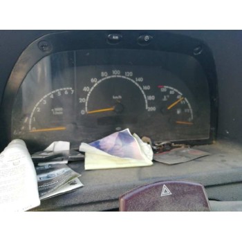 mercedes-benz vito (w638) combi del año 2000