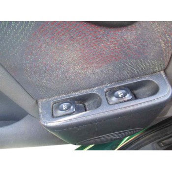 renault clio ii fase i (b/cbo) del año 2001