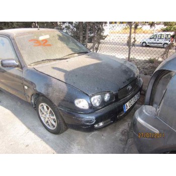 toyota corolla (e11) del año 2000