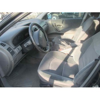 renault laguna ii (bg0) del año 2001