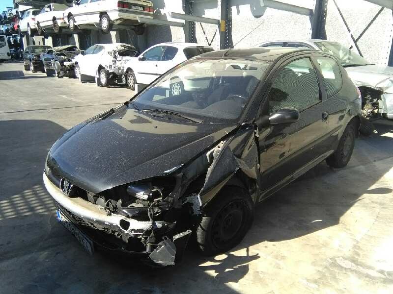 PEUGEOT 206 BERLINA