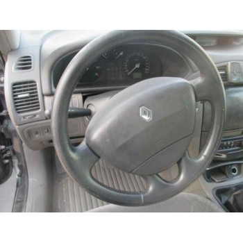 renault laguna ii (bg0) del año 2001