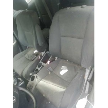 toyota corolla verso (r1) del año 2004