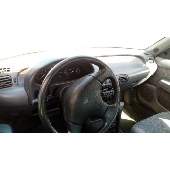 nissan micra (k11) del año 1996