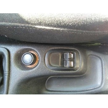 peugeot 206 berlina del año 2003