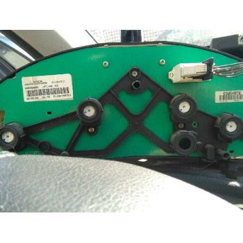 peugeot 206 berlina del año 2003