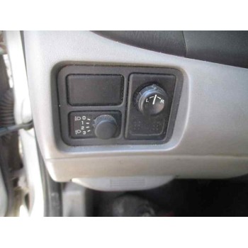 nissan almera (n16/e) del año 2000