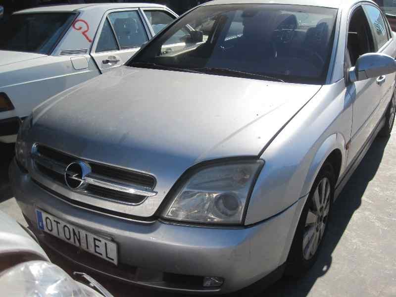 opel vectra c berlina del año 2002