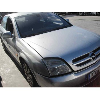 opel vectra c berlina del año 2002