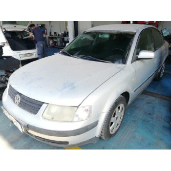 volkswagen passat berlina (3b2) del año 1999