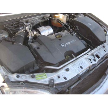 opel vectra c berlina del año 2002