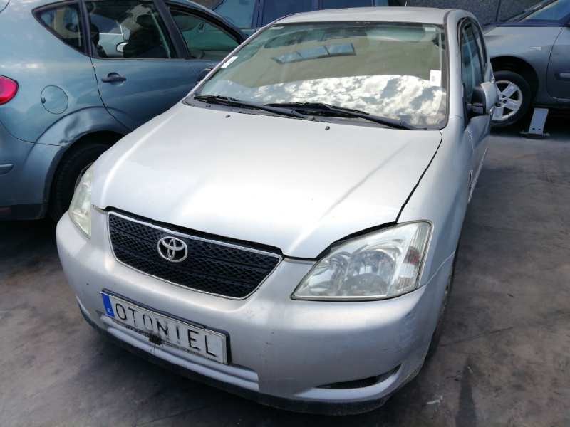 toyota corolla (e12) del año 2003