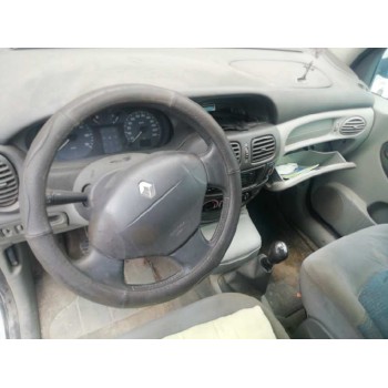 renault scenic (ja..) del año 2002