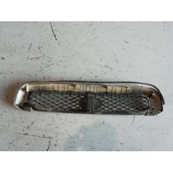 Recambio de rejilla delantera para hyundai santa fe (sm) 2.0 gls crdi referencia OEM IAM   