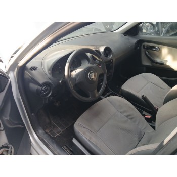 seat ibiza iii (6l1) del año 2003