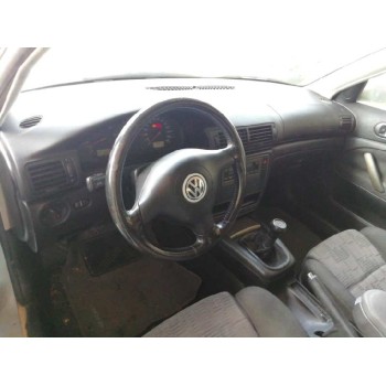 volkswagen passat berlina (3b2) del año 1999